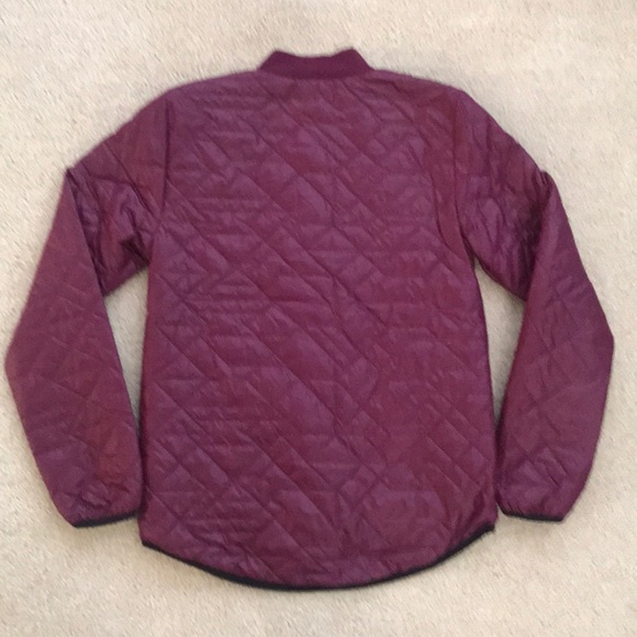 Women’s Nike Quilted Bomber Jacket - Picture 7 of 7